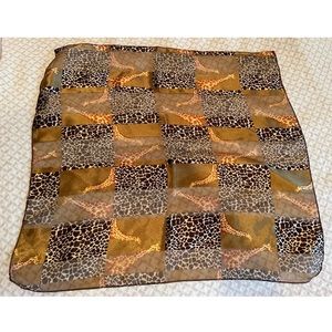 Vintage Into Africa Square Giraffe Scarf! Great Condition